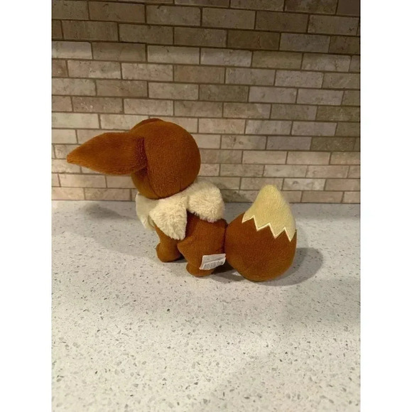 Pokemon Eevee Plush Tomy 2017 Stuffed Animal b18‎ - Picture 5 of 5